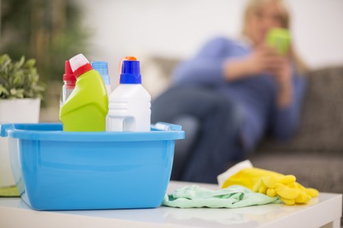 Commercial deep cleaning service in Brompton